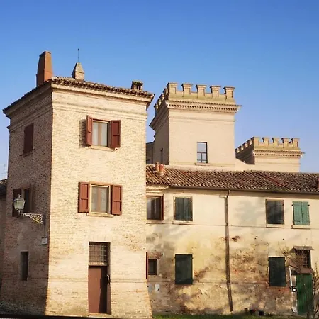 Nyaraló La Torretta, Casa Inaspettata