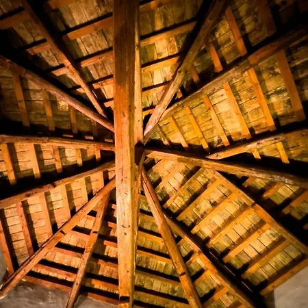 La Torretta, Una Casa Inaspettata Holiday home *